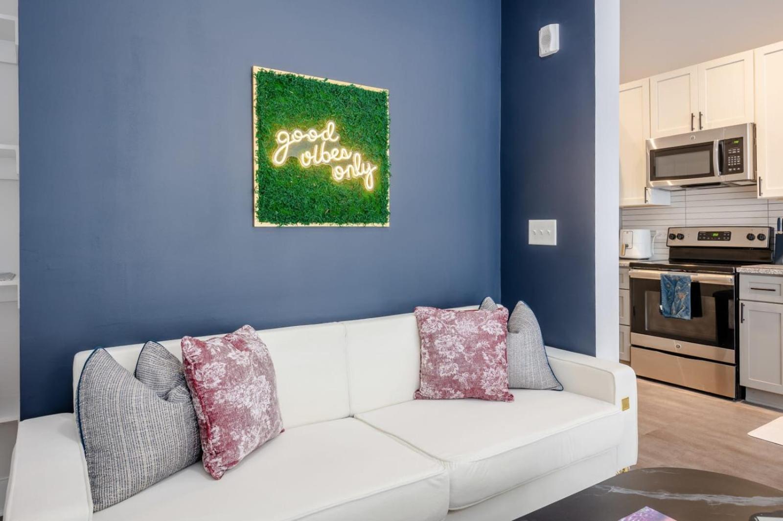 Greystar Ellison On Broad Apartment *